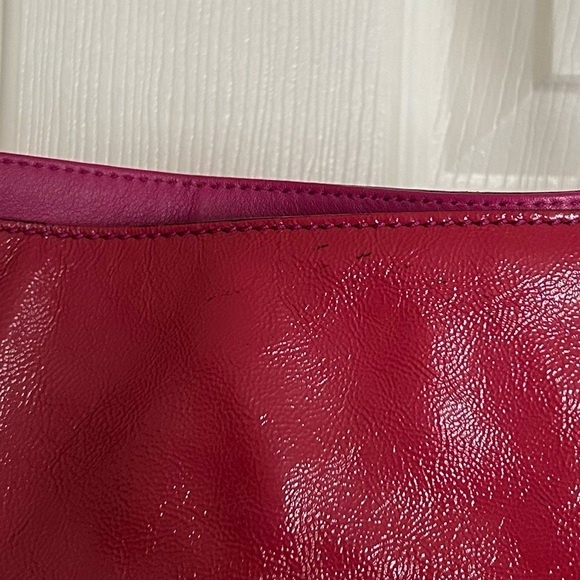 Gucci Soho Chain Shoulder Bag - Picture 10 of 16